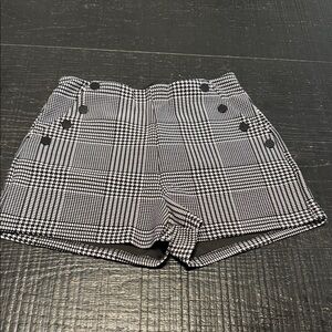 Stylish Black and White Plaid Women's Shorts
